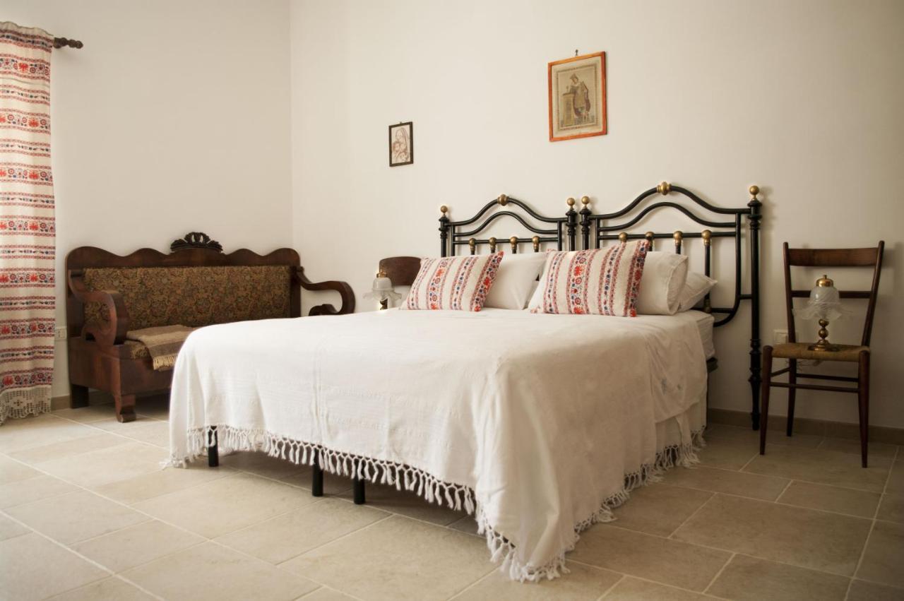 Il Trullo Bianco A Masseria Santalachicca 마세리아 오리미니 외부 사진