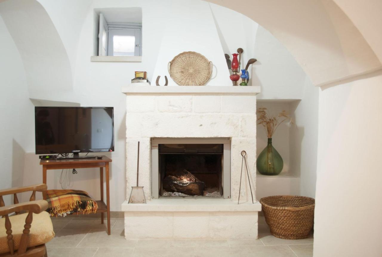 Il Trullo Bianco A Masseria Santalachicca 마세리아 오리미니 외부 사진