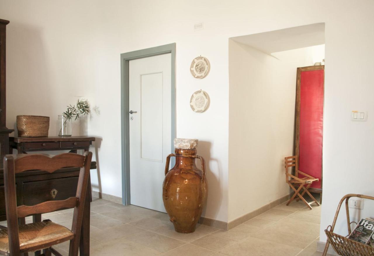 Il Trullo Bianco A Masseria Santalachicca 마세리아 오리미니 외부 사진