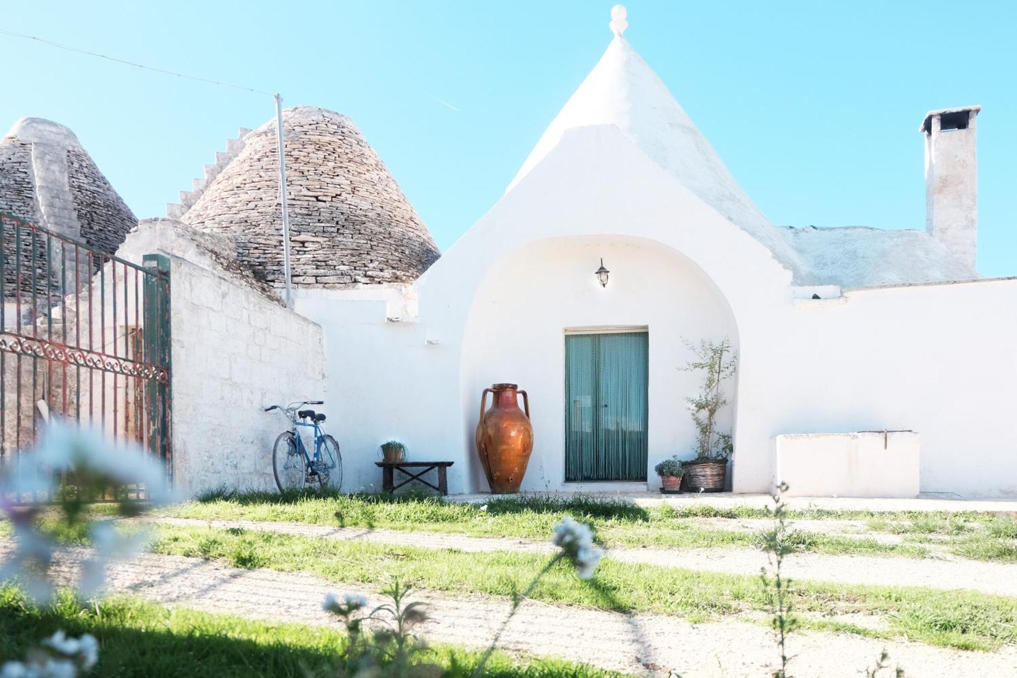 Il Trullo Bianco A Masseria Santalachicca 마세리아 오리미니 외부 사진